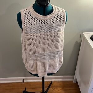 Universal Thread cream crochet top. Size XL. Sleeveless.